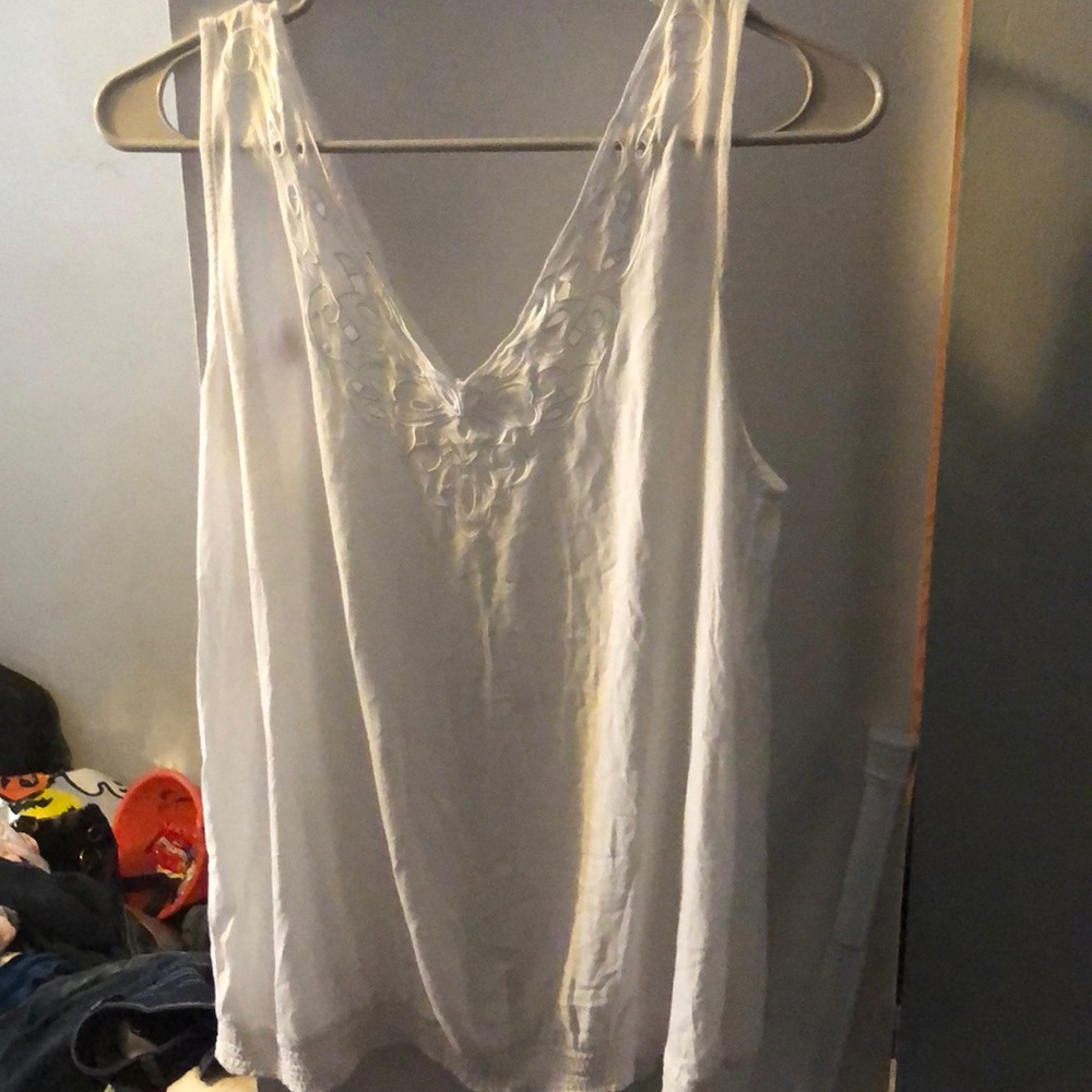 White tank